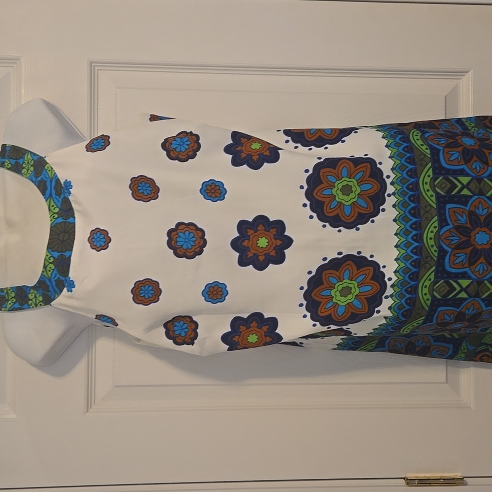 London Times Sleeveless Dress Size 12